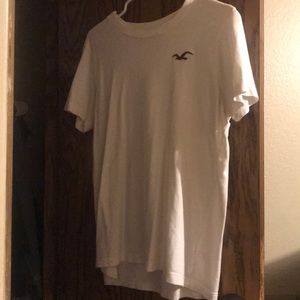 hollister t-shirt